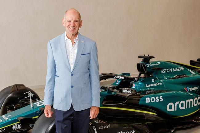 Thiên tài thiết kế Adrian Newey gia nhập Aston Martin: Cuộc phiêu lưu mới của phù thủy F1 - Ảnh 1.