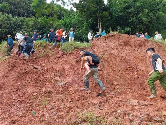 Thiệt hại do bão số 3 và mưa lũ:  Đến 17h ngày 12/9 có 330 người chết và mất tích - Ảnh 4.